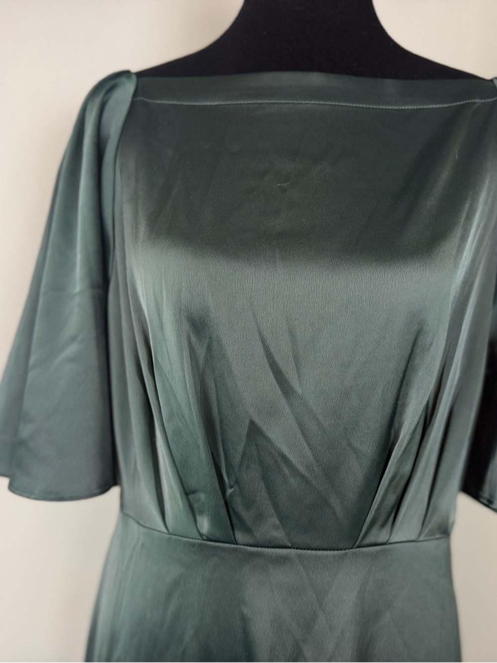 Banana Republic Emerald Green Satin Dress Size 8 Midi Flutter Sleeve Elegant NWT - Picture 4 of 15